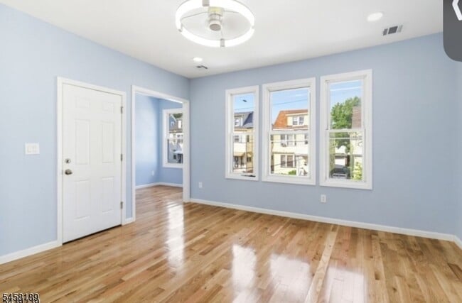 280 Conklin Ave