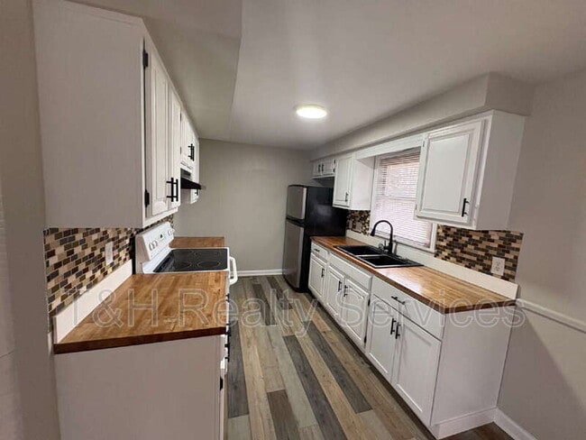 Photo - 10129 Lawnhaven Ct