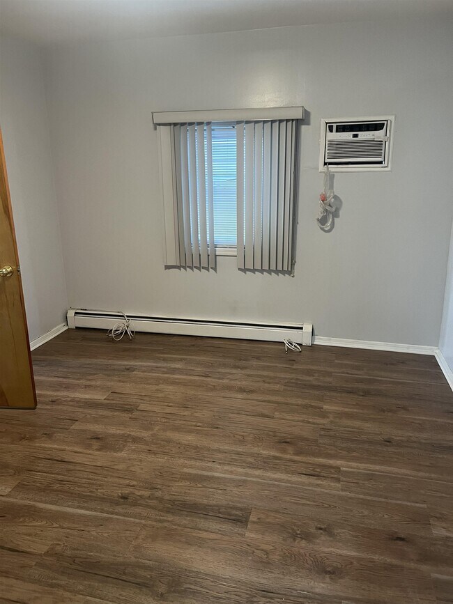 Photo - 571 Avenue A Unit 1