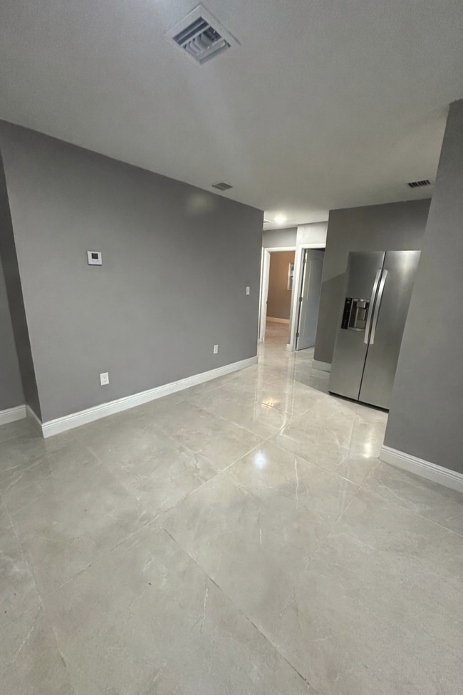 Photo - 759 NW 69th St Unit C