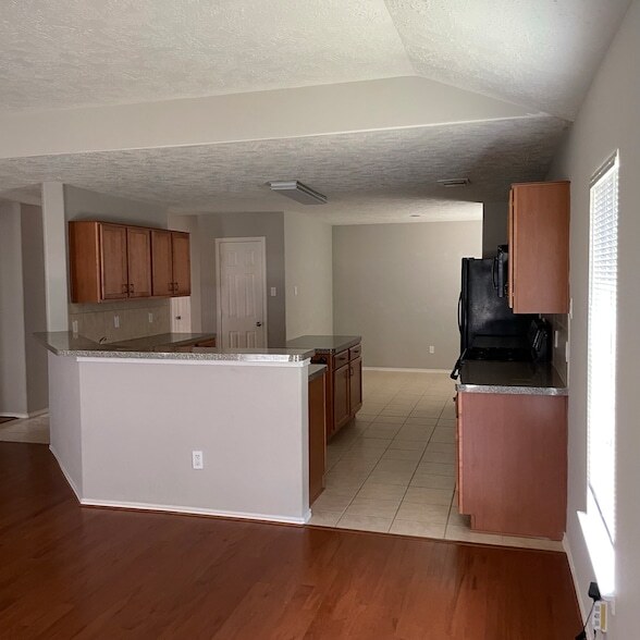 Photo - 20106 Laramie River Trail