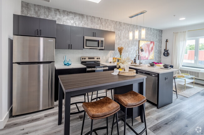 1 habitación, 1 baño, 551 pies cuadrados, cocina y sala de estar - The Essex