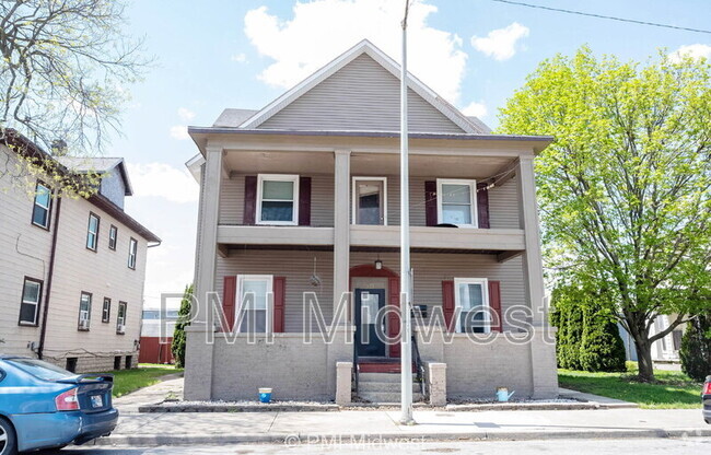 Building Photo - 611 N Main St Unit 2 Rental
