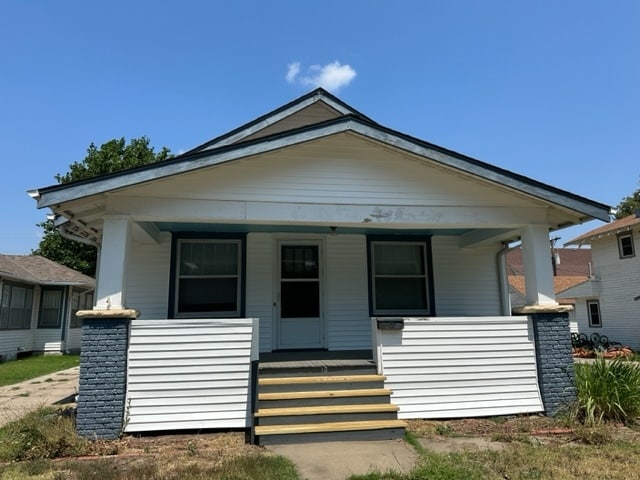 Building Photo - 607 E Kansas Ave Rental