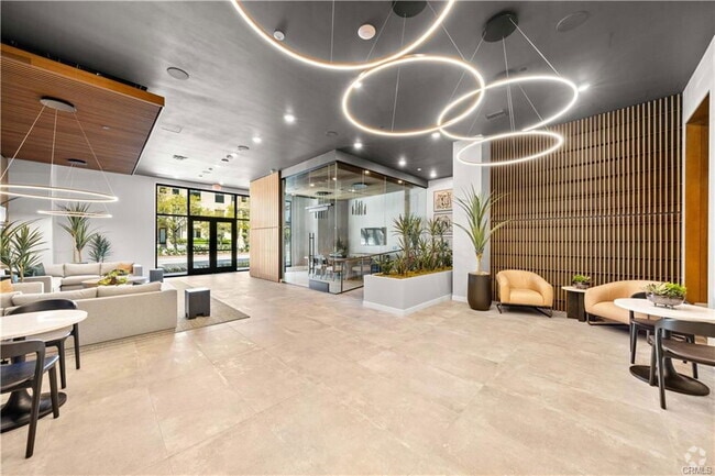 Building Photo - 1301 Rivington Rental