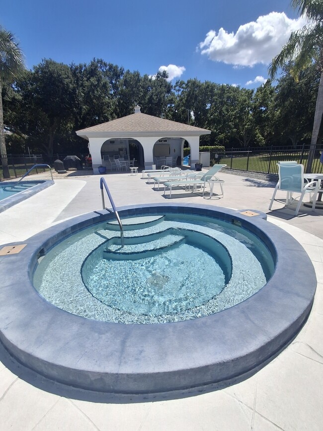 Photo - 3203 Landmark Dr Unit 3203