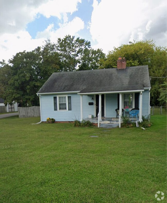 Building Photo - 6200 Ellis Ave Rental