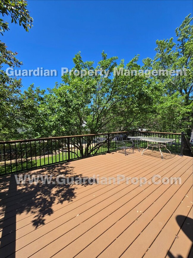 Photo - Chanhassen updated Townhome, Park view, 2 Car Garage, Large deck + Walkout Patio, available Aug