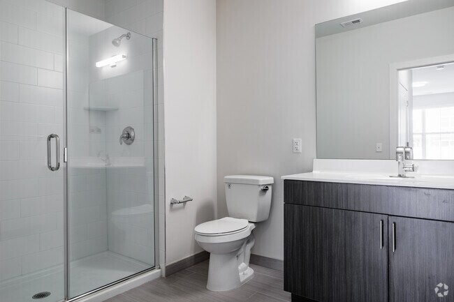 2BR, 2BA - 1,153SF - Bathroom