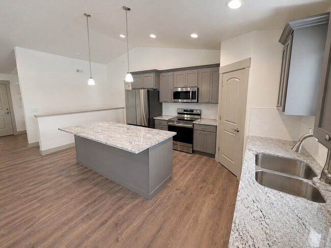 Photo - BEAUTIFUL 4 BED 3 BATH HOME IN REXBURG WITH CONNECTED OFFICE & SEPARATE ENTRANCE