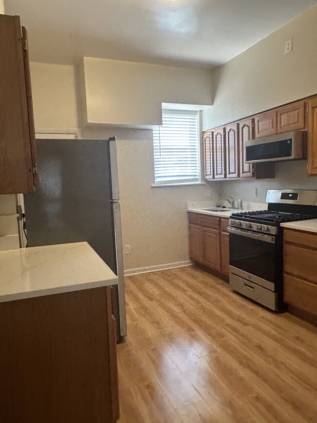 Photo - 1604 Moreland Ave