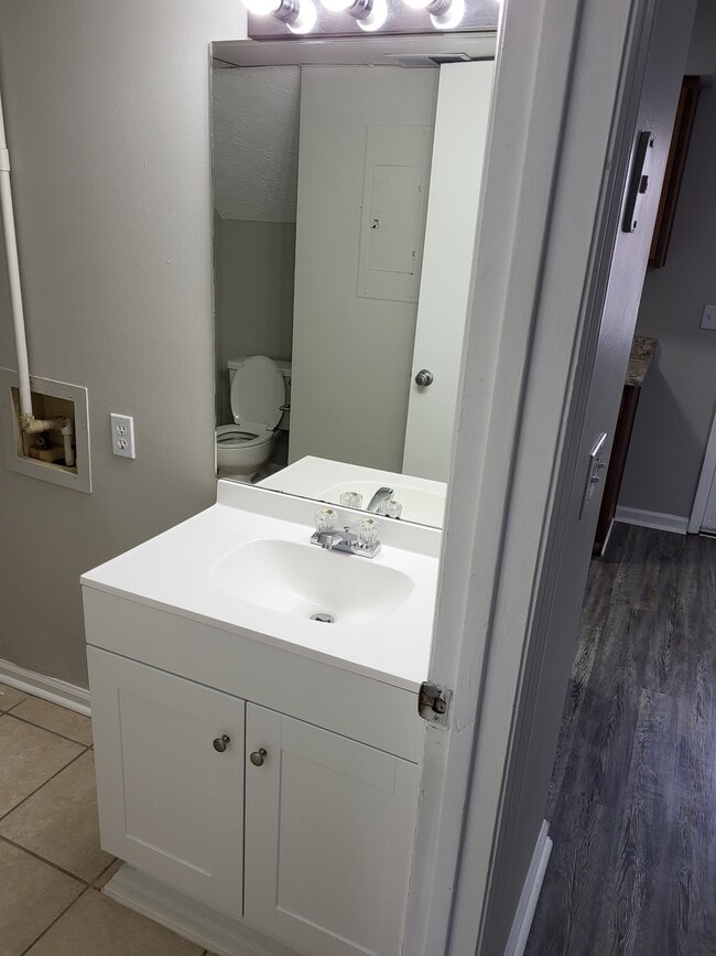 Photo - 335 Churchill Dr