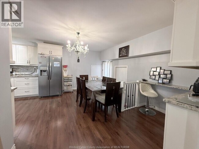 Photo - 2660 Langlois Ave