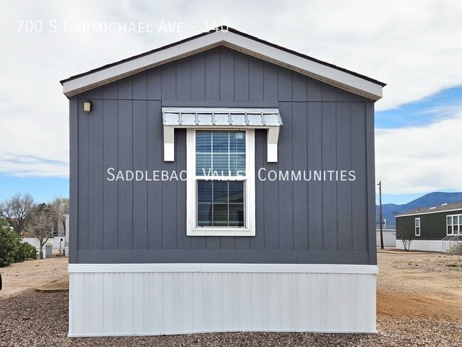 Building Photo - 700 S Carmichael Ave