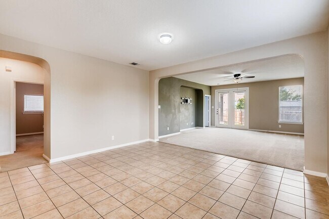 Photo - 6607 Shadden Oaks