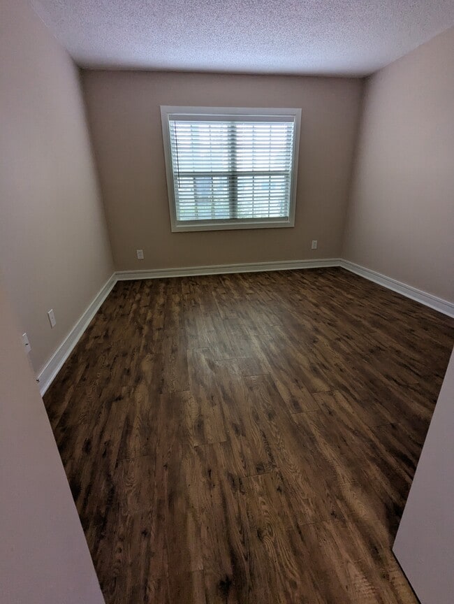 Photo - 6840 Blue Heron Blvd