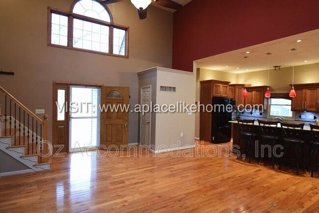 Photo - 1140 SW Huntington Rd