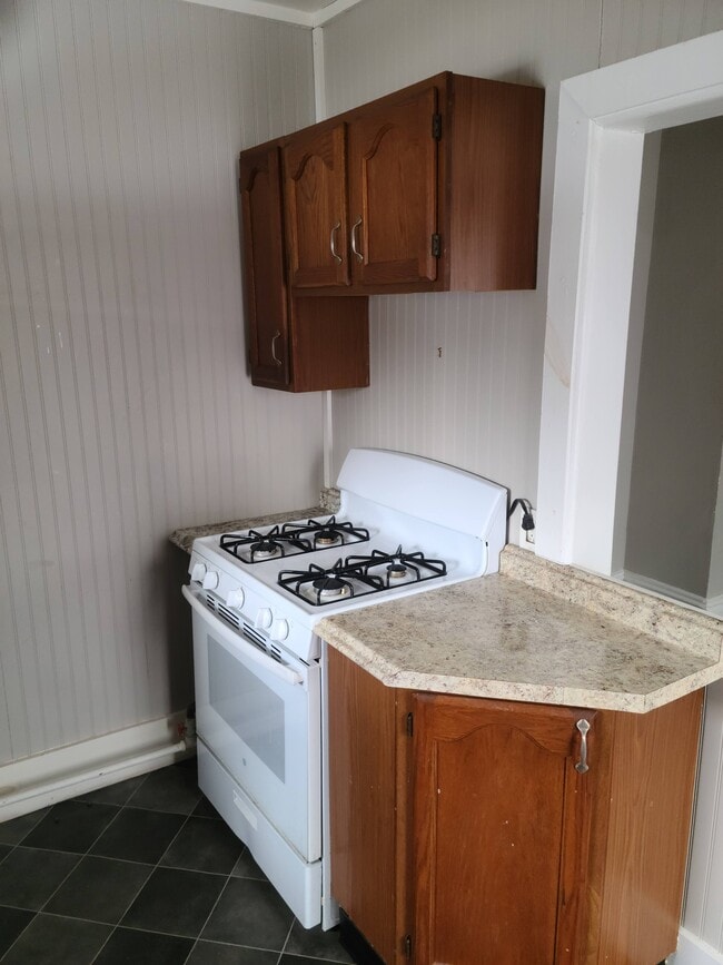 Photo - 628 State St Unit 2