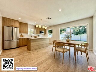 Photo - 330 Parkman Ave