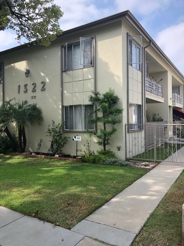 Building Photo - 1322 18th St Unit #5 Rental