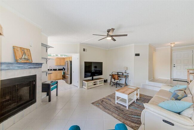 Photo - 557 Pinellas Bayway S Unit 303