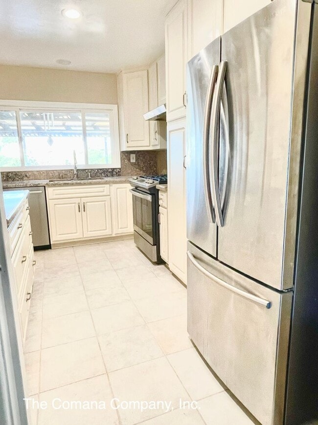 Photo - Fantastic location 3 bedroom 2 bath