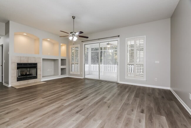 Photo - 923 Mystic Harbor Dr