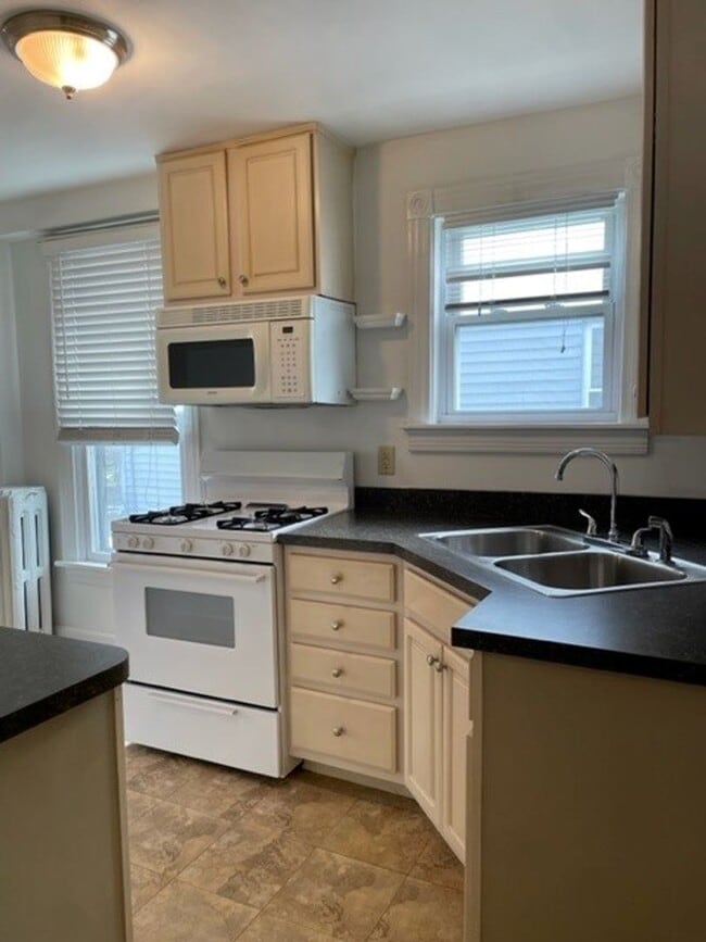 Photo - 316 Geary Ave Unidad 2