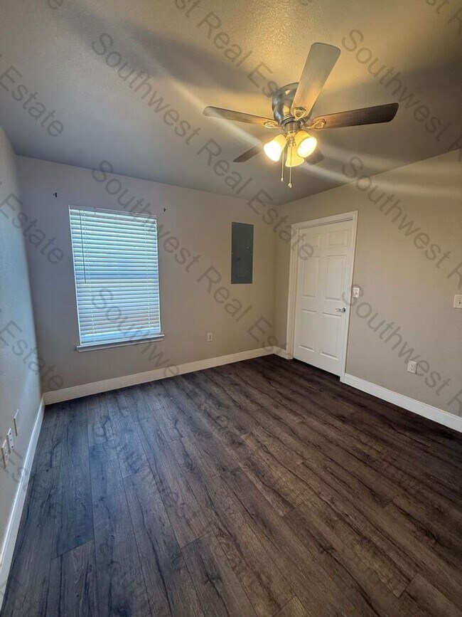 Photo - 1309 Mission Dr Unit A