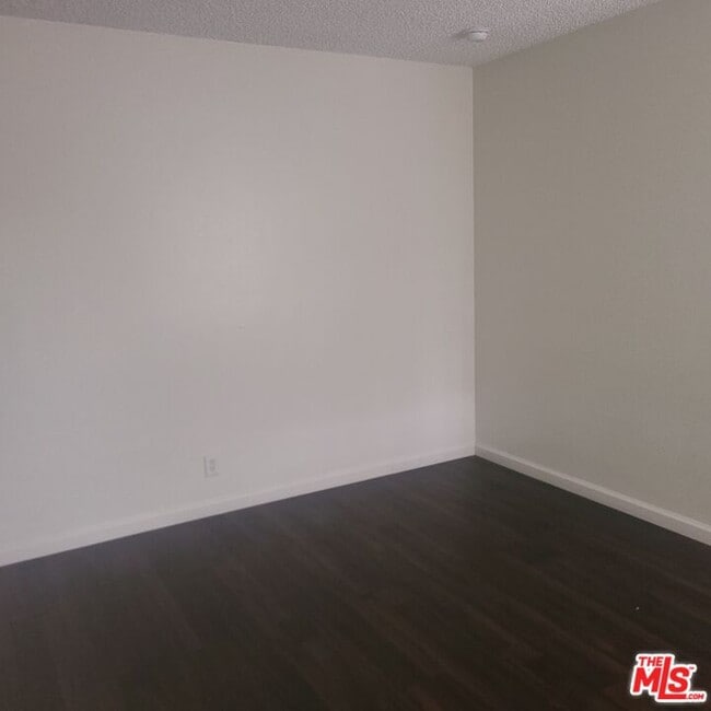 Photo - 2508 W El Segundo Blvd Unit F