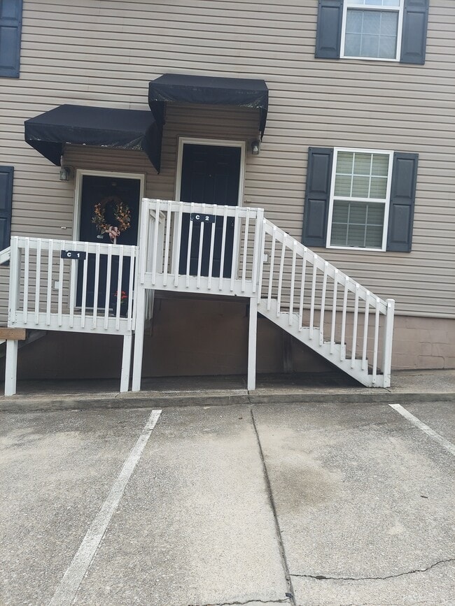 Building Photo - 1438 Vance Rd Unit C-2