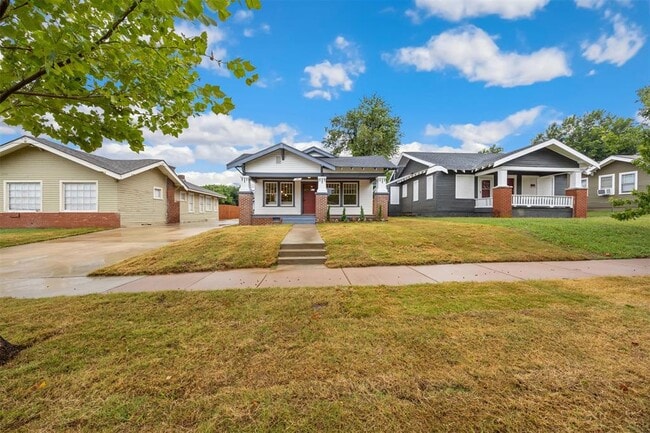 Photo - 104 NW 20th St