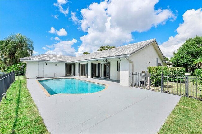 Photo - 11362 NW 3rd Pl