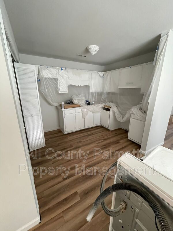 Photo - 47 Elmwood Pl