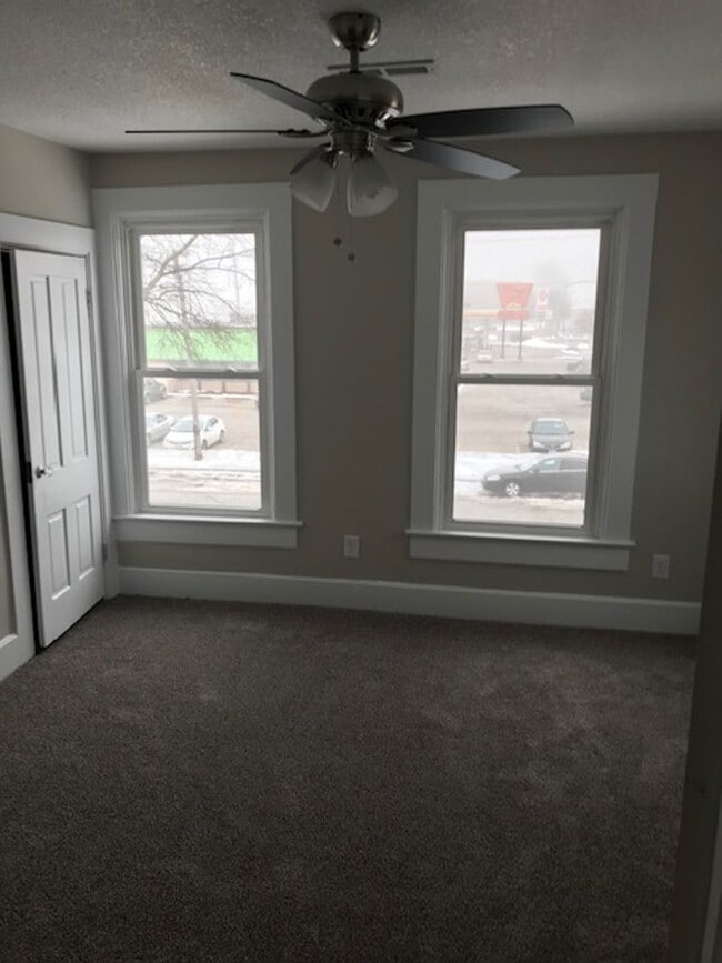 Photo - 2007 N Harrison St Unit SW 2007 N Harrison #2