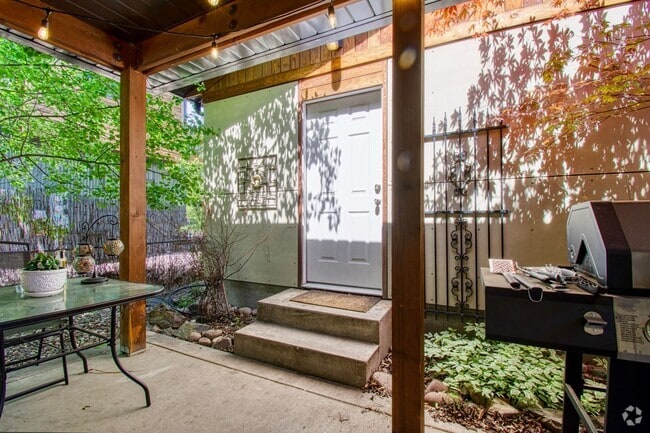 Building Photo - 1844 S 11th St W Unit B Rental