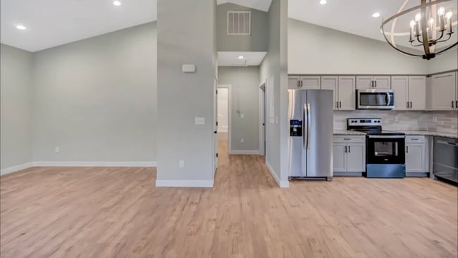 Photo - 627 Prescott Ave