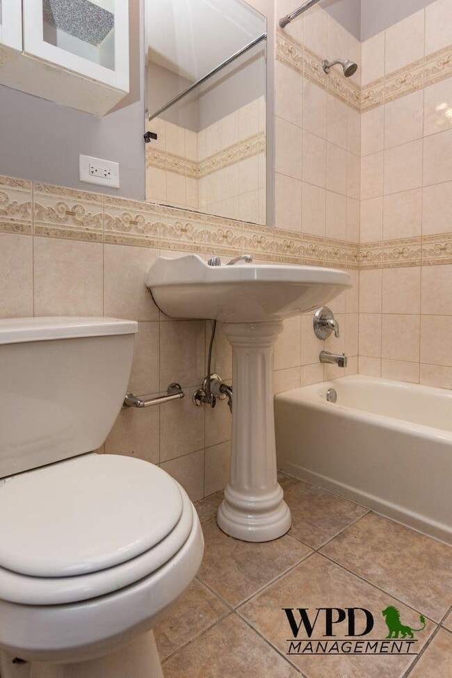 Photo - 2 bedroom in Chicago IL 60619 Unit 1