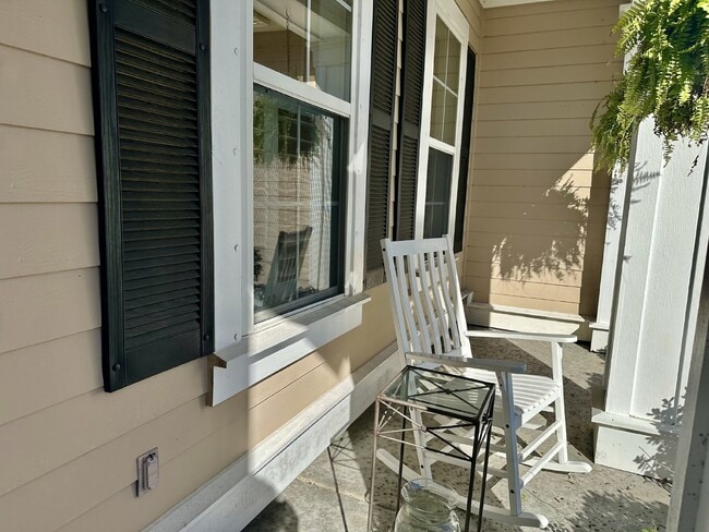 Photo - Beautifully Maintained Three Bedroom Home in the Exclusive Hampton Hall Gated Community!