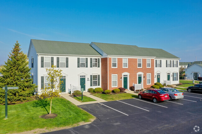 Building - Lakes at Woodmont Apartments