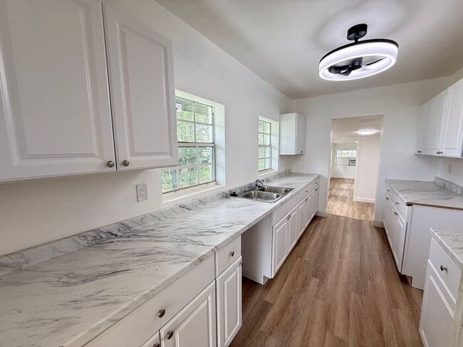 Photo - Groveland Home on large lot