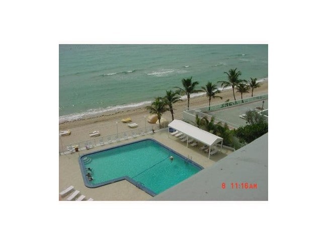 POOL/OCEAN - 4010 Galt Ocean Dr Unidad 706