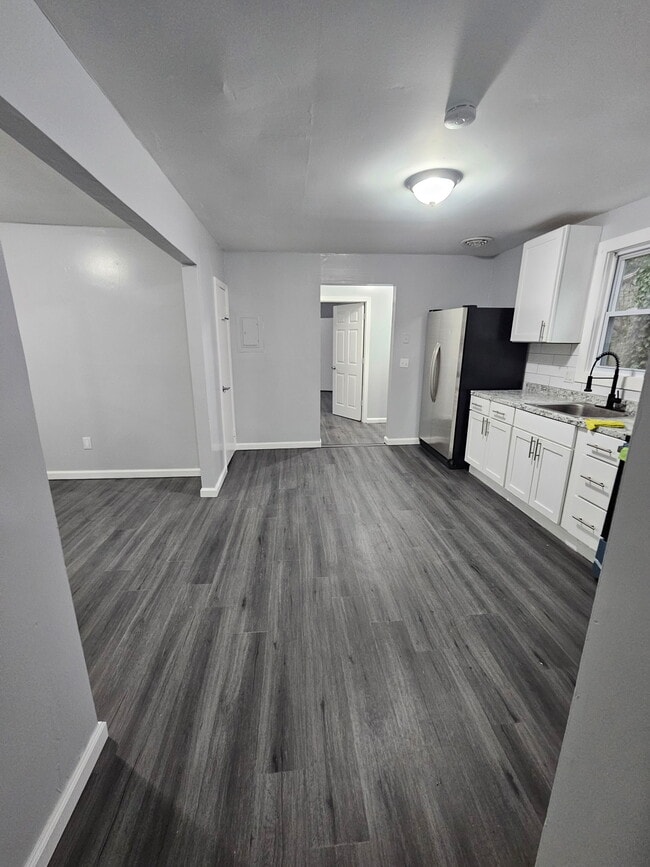 Photo - 70 Carpenter St