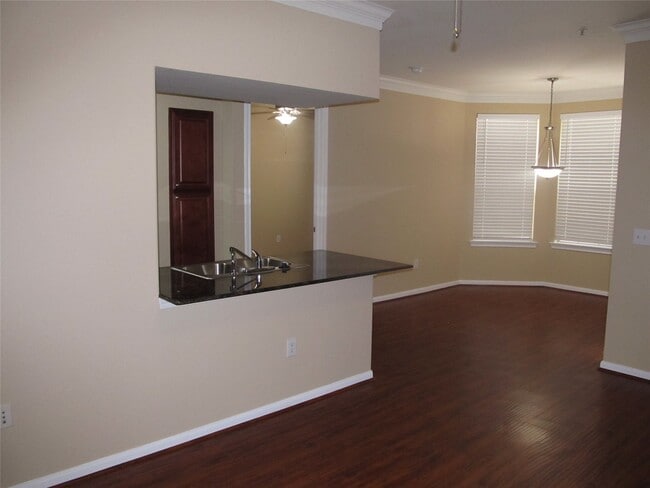 Photo - 7575 Kirby Dr Unit True