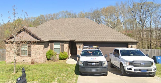 Building Photo - 2130 Hunter Dr Rental