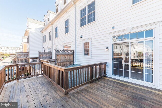 Photo - 408 Scott St Townhome