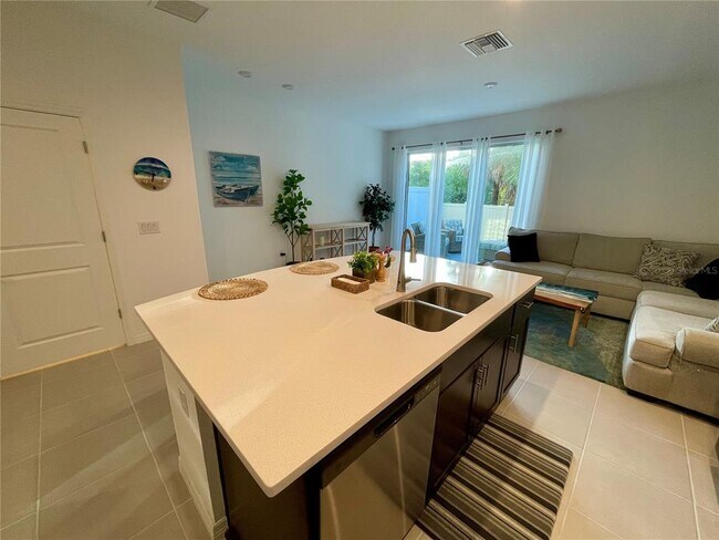 Photo - 6417 Fairmont Ln