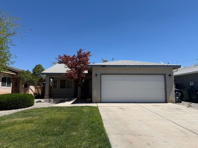 Building Photo - 629 Santa Fe Meadows Dr NE