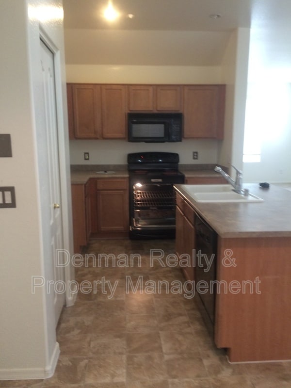 Photo - 3914 S 52nd Ln