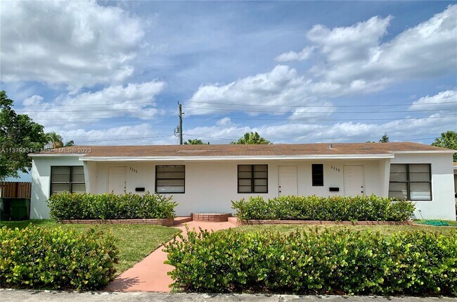Photo - 1115 NE 10th St Rental